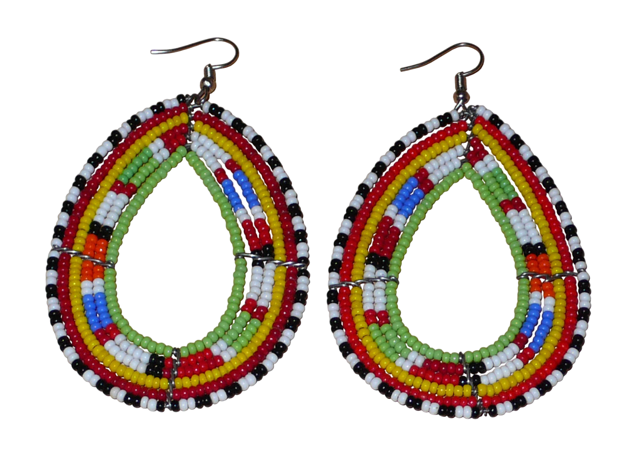 Longues boucles d'oreilles africaines Massai en perles de rocaille multicolores glissées sur six rangées de fils de fer montées en forme de gouttes. Elles mesurent 8,5 cm de long et 5 cm de large.