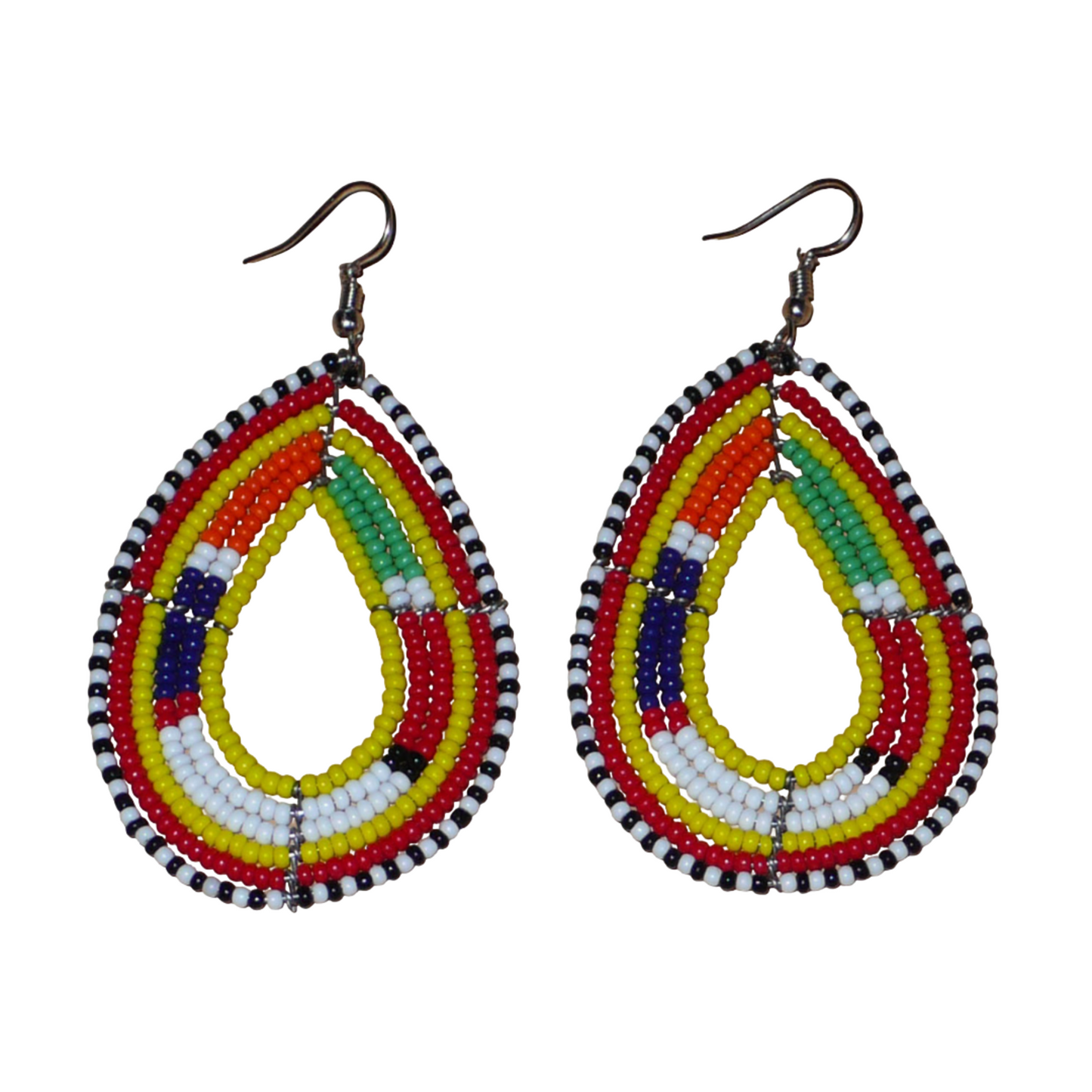 Boucles d'oreilles africaines Massai en perles de rocaille jaunes et multicolores montées en forme de gouttes. Elles mesurent 8 cm de long et 4 cm de large et se portent avec des crochets en acier inoxydable sur des oreilles percées.