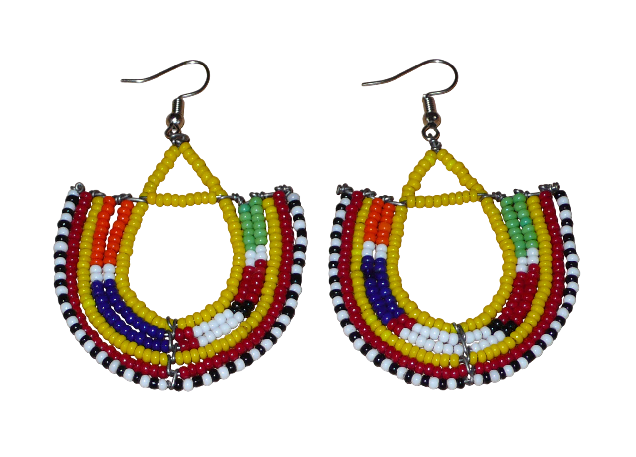Cette paire de boucles d'oreilles africaines traditionnelles, de fabrication artisanale Massai, apportera une touche ethnique à votre look ! Ces boucles d'oreilles aux accents exotiques se composent de perles de rocaille jaunes et multicolores glissées sur des fils de fer montés en forme d'ancres. Elles mesurent 7 cm de long et 4.5 cm de large, et se portent avec des crochets en acier inoxydable sur des oreilles percées.