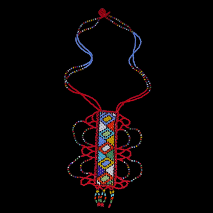 Collier sud-africain zoulou rouge et multicolore agrémenté d'un long et large pendentif fantaisie à motifs ethniques traditionnels. Il se compose de perles de rocaille et s'attache avec un fermoir à boule.