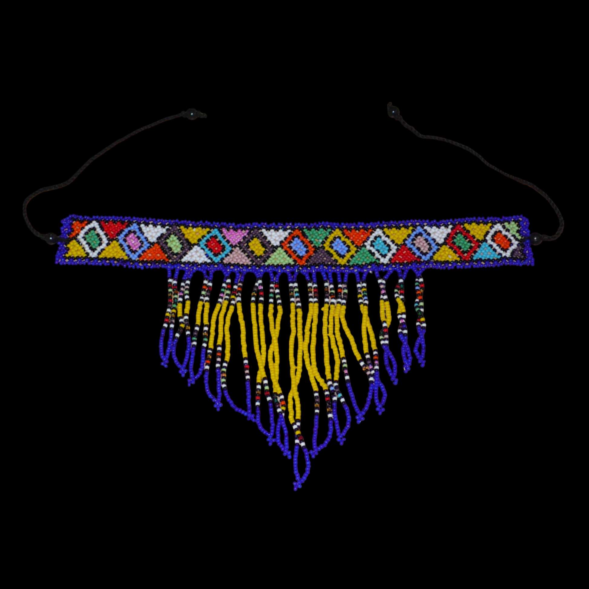 Collier ras de cou sud-africain à franges perlées et motifs ethniques zoulous composé d'un tissage de perles de rocaille bleues, jaunes et multicolores.
