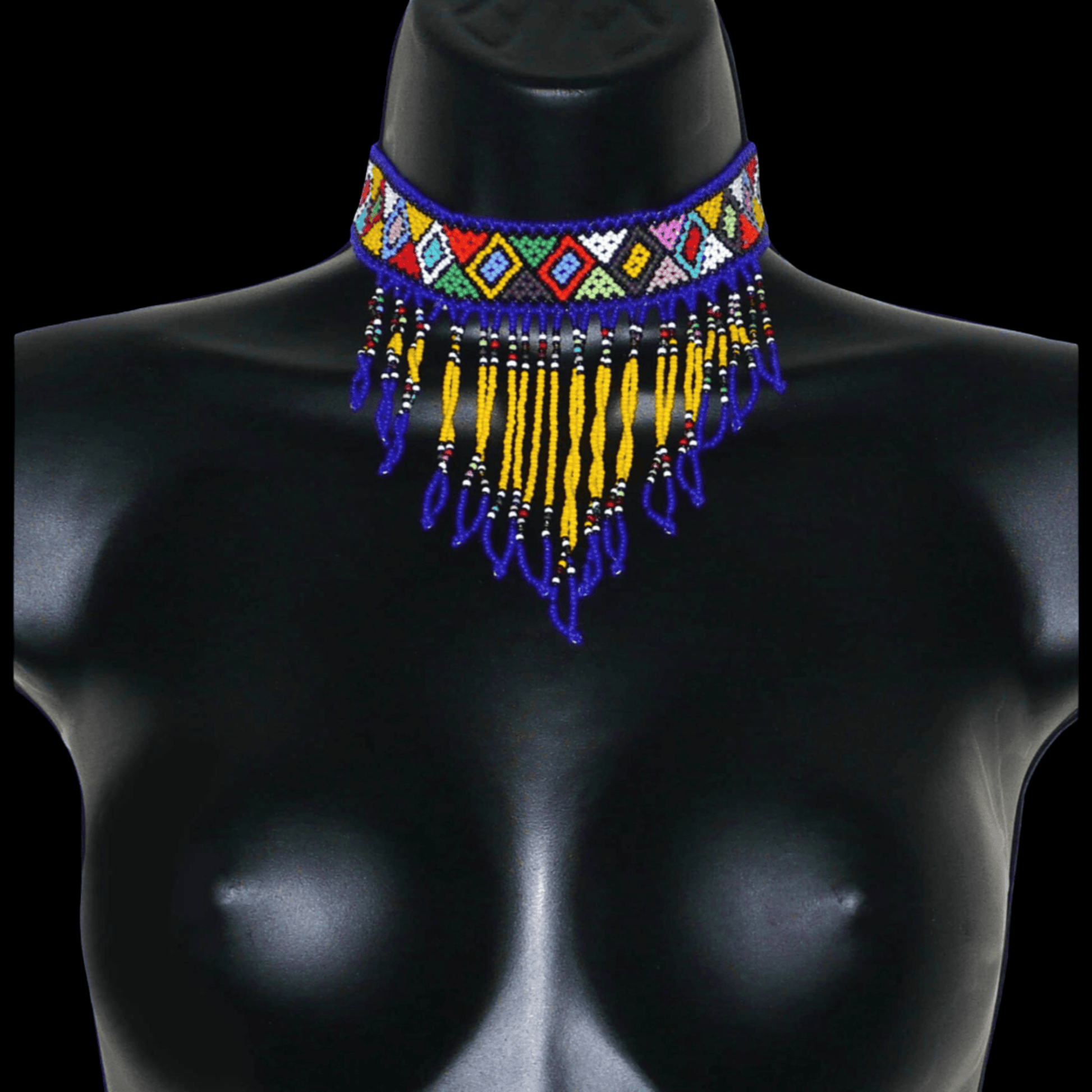 Collier ras de cou sud-africain à franges perlées et motifs ethniques zoulous composé d'un tissage de perles de rocaille bleues, jaunes et multicolores.