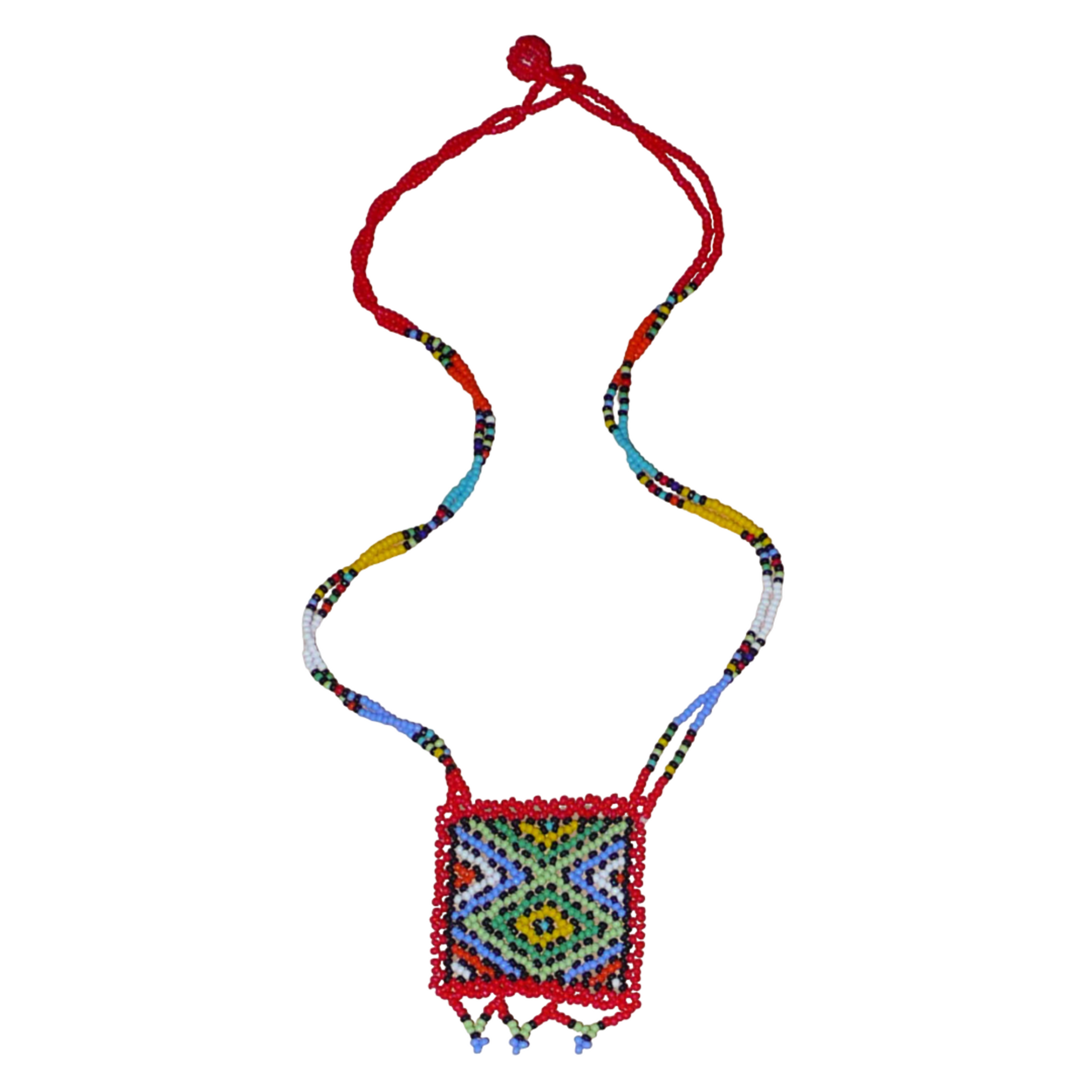 Collier de perles de tradition sud-africaine zouloue orné d'un pendentif composé d'un tissage de perles de rocaille rouges et multicolores.