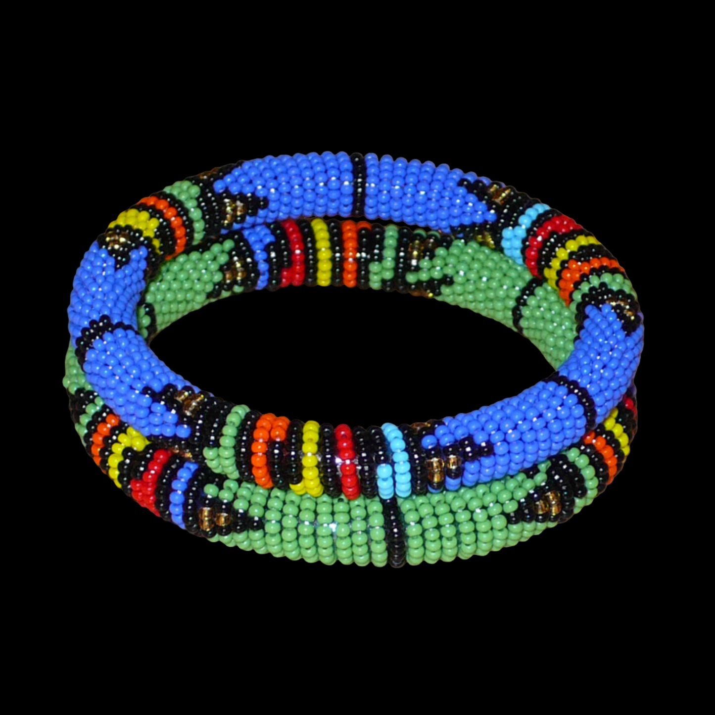 Lot de deux bracelets tubulaires de tradition sud-africaine zouloue, composés de perles de rocaille bleues pour l'un et vertes pour l'autre, et de perles multicolores pour les motifs.