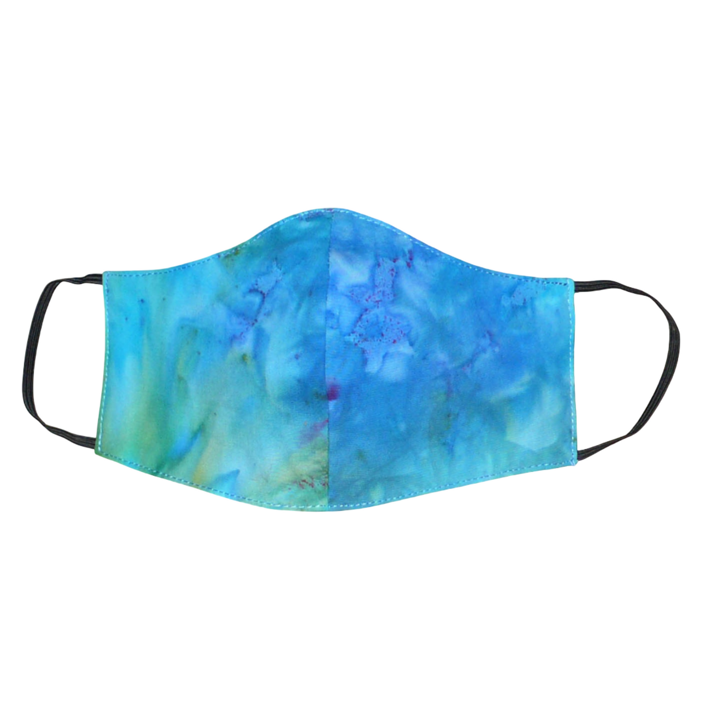 Masque facial textile à la coupe ajustée, cousu dans une cotonnade imprimée Tie and Dye bleu lagon avec des nuances de jaune et de rose ; il se porte avec des élastiques. Fabriqué en vue d'une utilisation eco-friendly, ce masque est lavable et réutilisable.