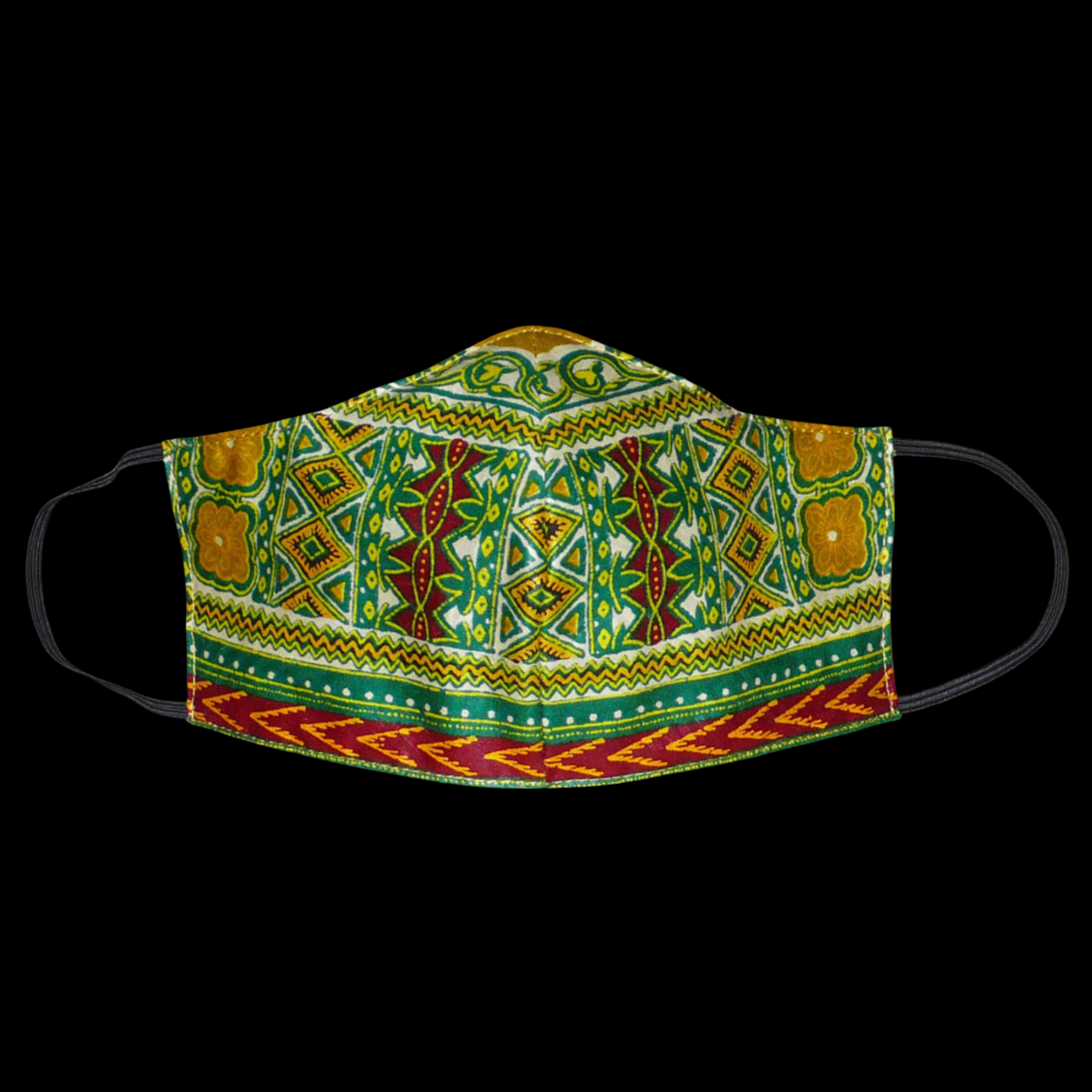 Masque facial textile à la coupe ajustée, coupé et cousu dans un tissu africain en coton imprimé de motifs ethniques ; il se porte avec des élastiques. En vue d'une utilisation éco-responsable, ce masque est lavable et réutilisable. Il mesure 21 cm de long, et 40 cm en comptant les élastiques, sa hauteur est de 12 cm (du haut du nez jusqu'au menton) et sa largeur sur les côtés de 7 cm.