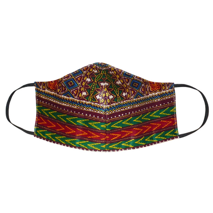 Masque facial pour homme coupé et cousu dans un tissu africain en coton imprimé de motifs ethniques multicolores. Lavable et réutilisable, il se porte avec des élastiques.