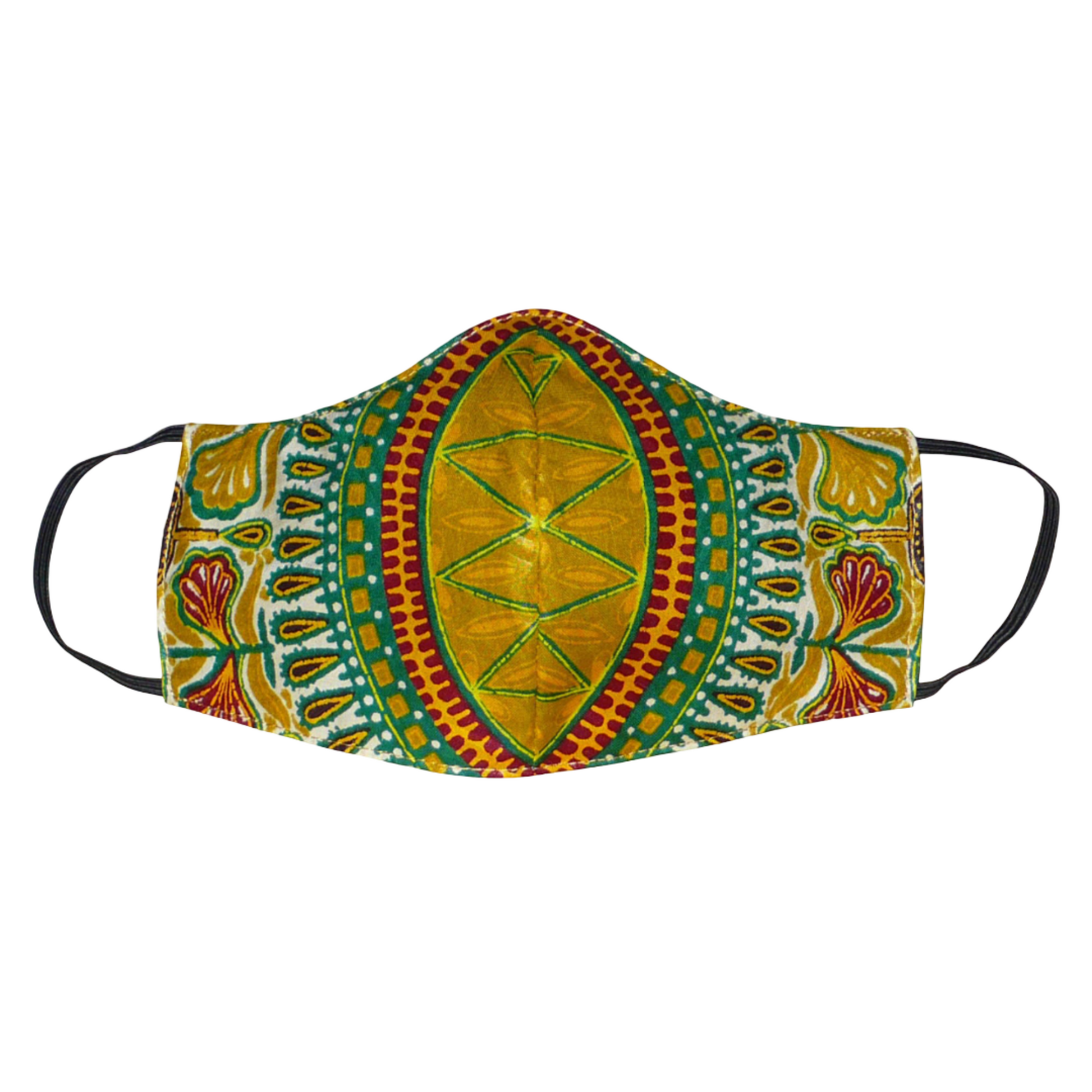 Masque facial en tissu africain jaune moutarde imprimé de motifs exotiques multicolores ; il se porte avec des élastiques. En vue d'un usage eco-responsable, il est lavable et réutilisable.
