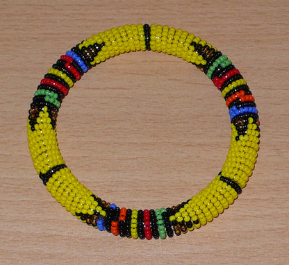 Bracelet africain jaune à motifs zoulous